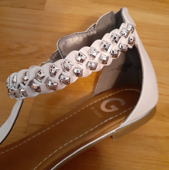 COPY - NWOT Guess Gladiator Sandals - Picture 4 of 8